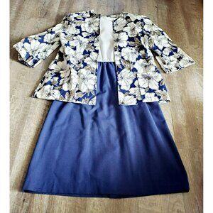 John's Girl Petites 2pc suit dress set with belt Dress with jacket/blazer Size 8